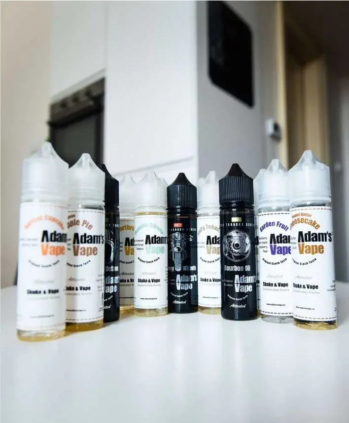 Adam´s Vape Shake and Vape Just Tobacco Blueberry 12ml